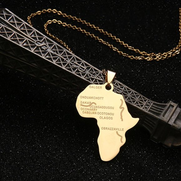Africa map gold pendant necklace - Picture 7 of 13